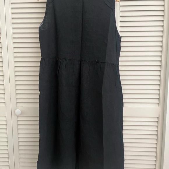 Pyne & Smith sleeveless black linen midi dress - Picture 4 of 7